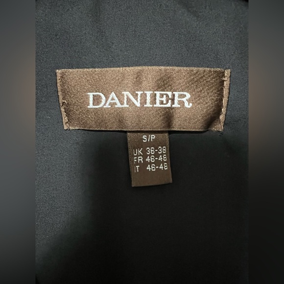 Danier Leather Jacket (S) - Picture 5 of 6